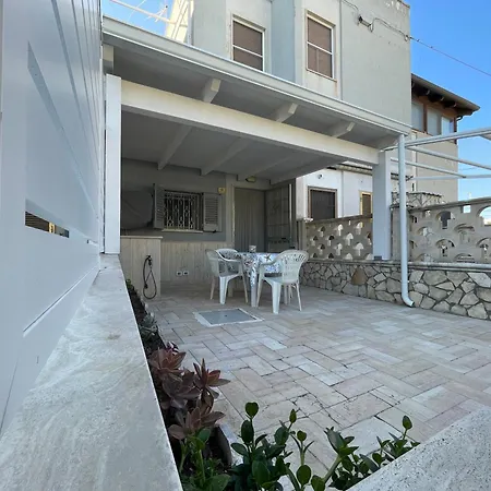 Lo Scrigno トッレ・カンネ